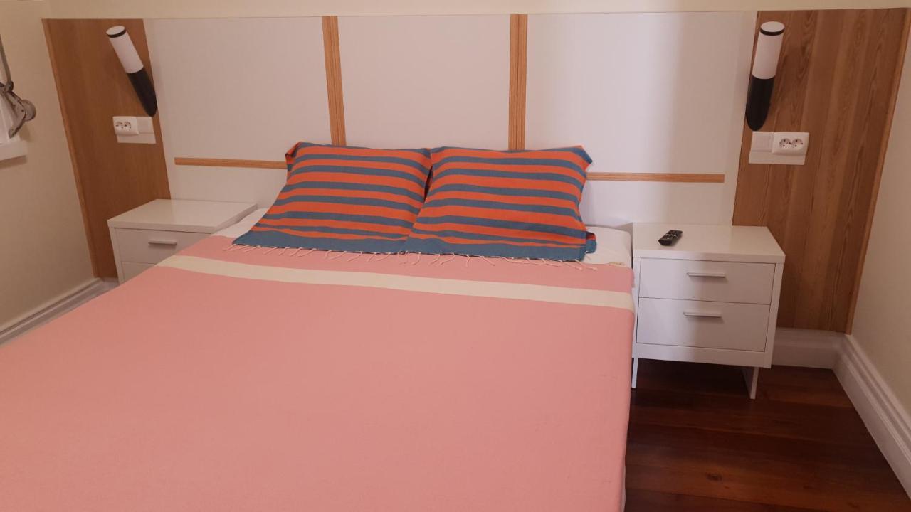 Bruma Hostel Ponta Delgada Kültér fotó